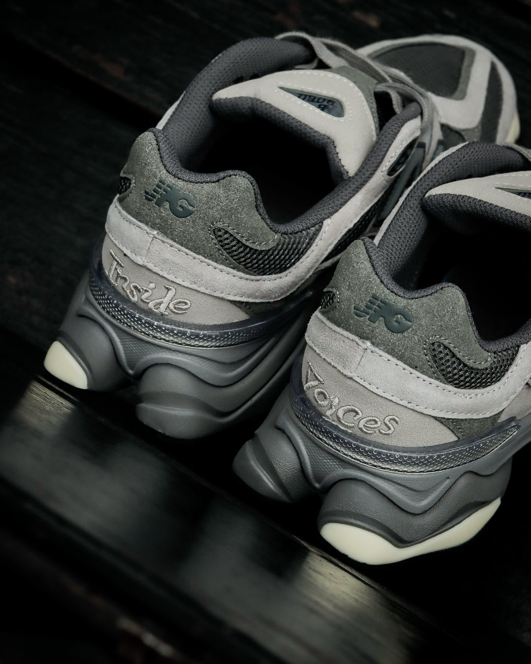 New Balance 9060 Gris