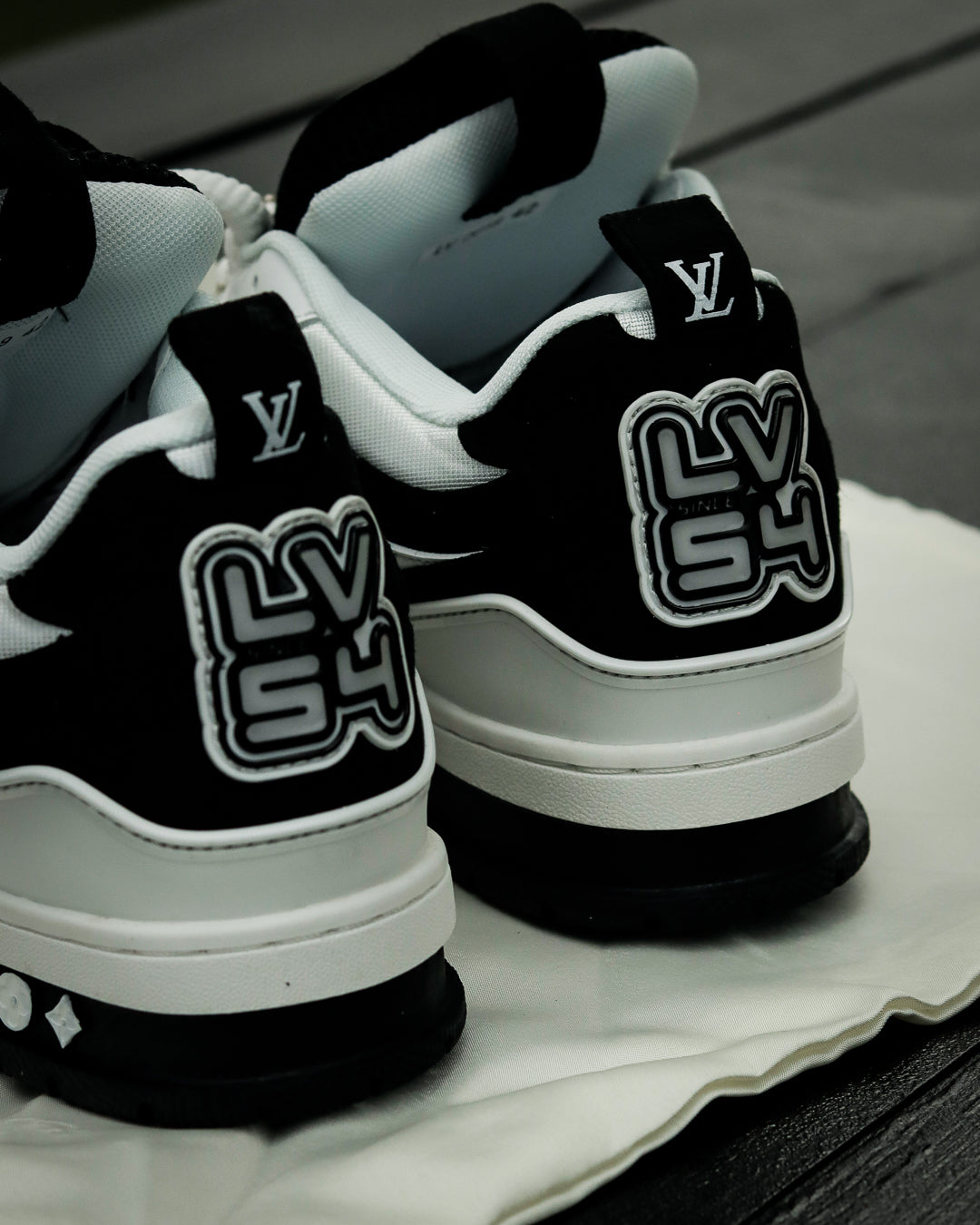 Louis Vuitton Skate Negro