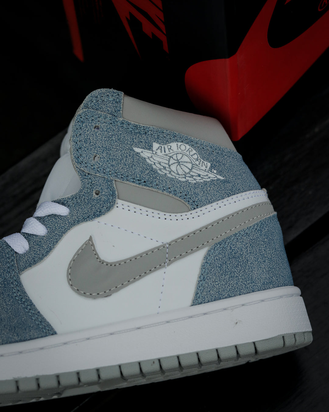 Air Jordan High Retro 1 Royal Azul