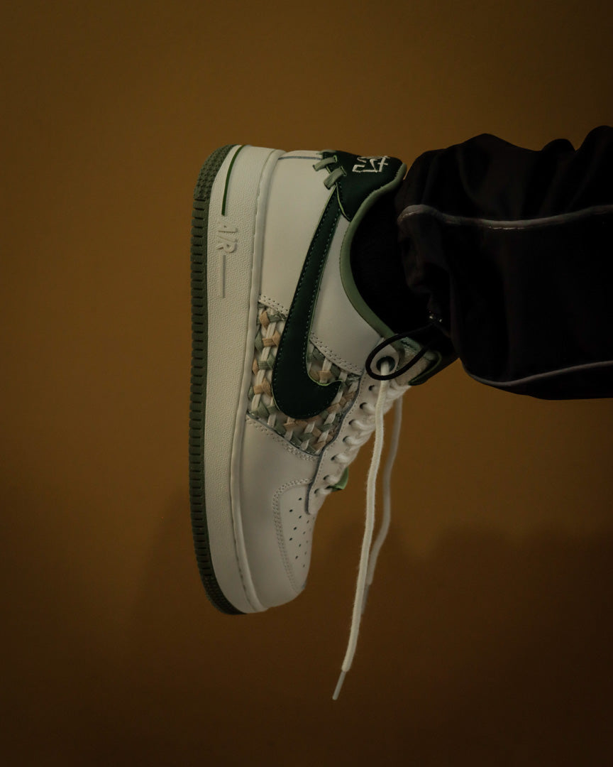 Air Force 1 University Oregon