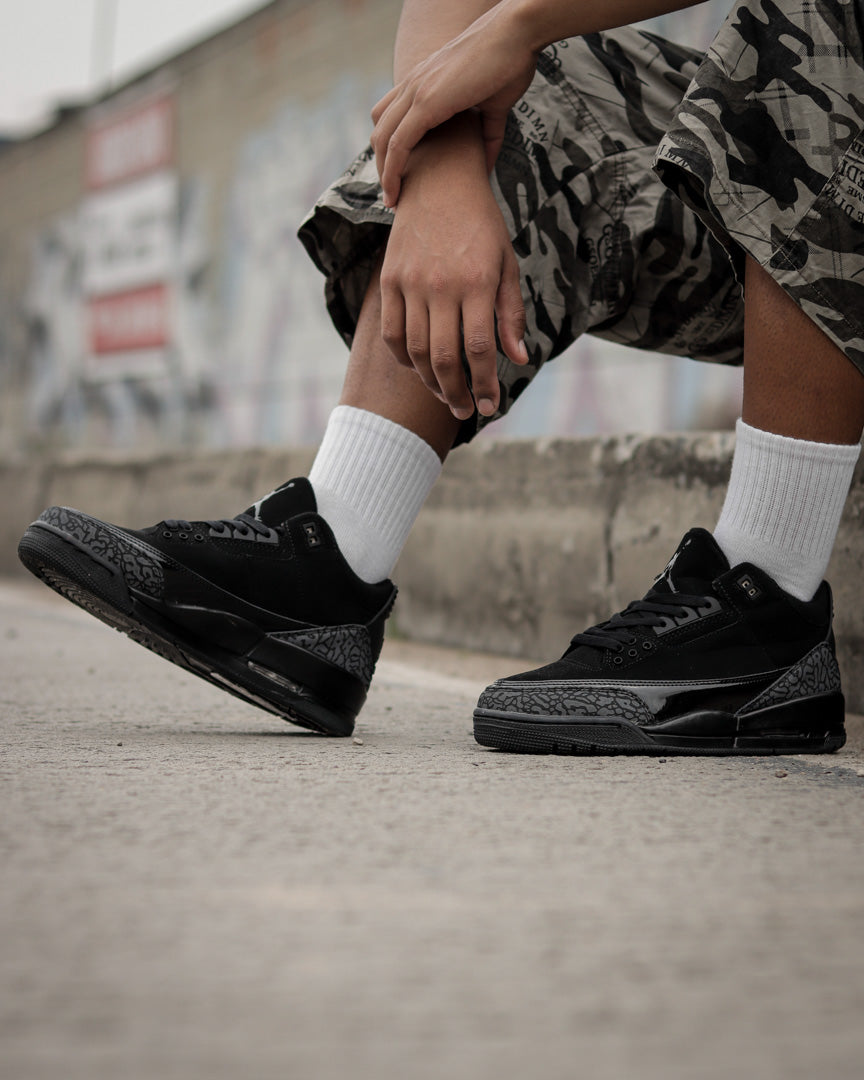 Air Jordan Retro 3 Negro