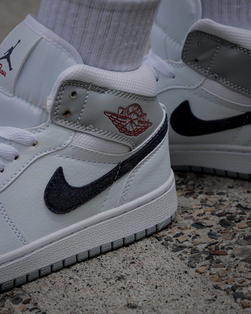 Air Jordan Retro 1 High Blanco-Gris