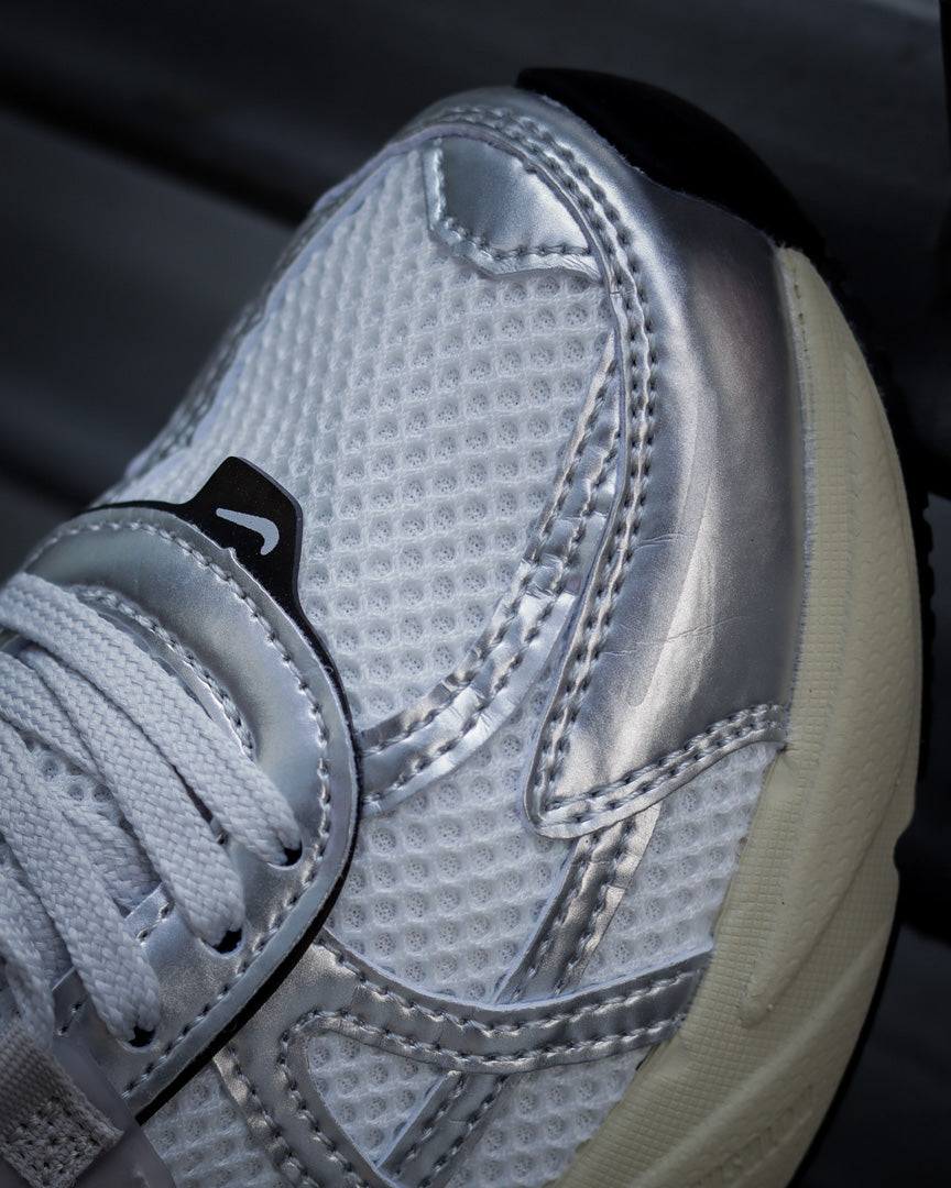 Nike v2k