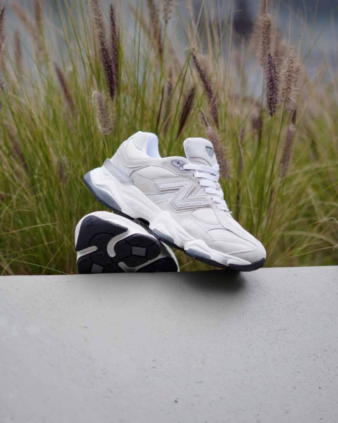 New Balance 9060 Gris