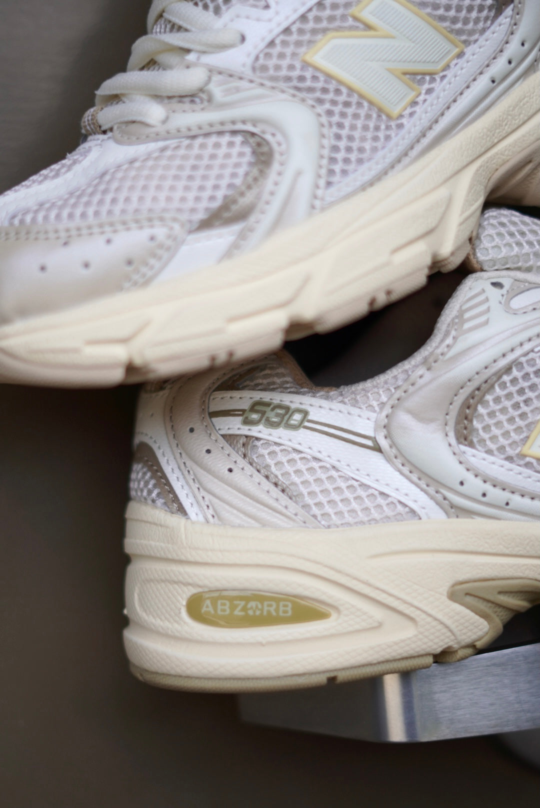 New Balance 530 Beige