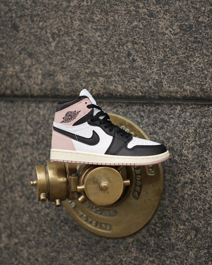 Jordan Retro 1 rosada