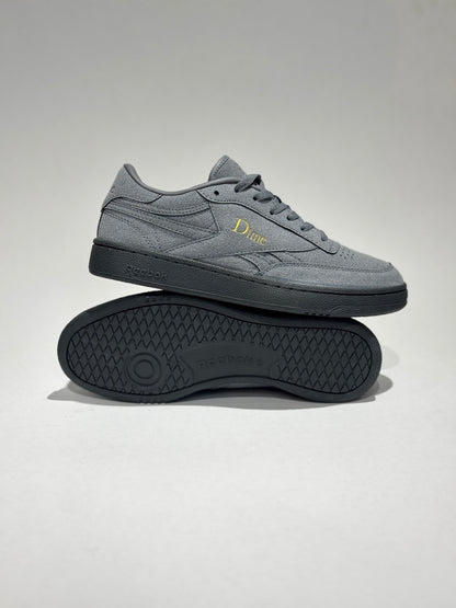 Reebok dime