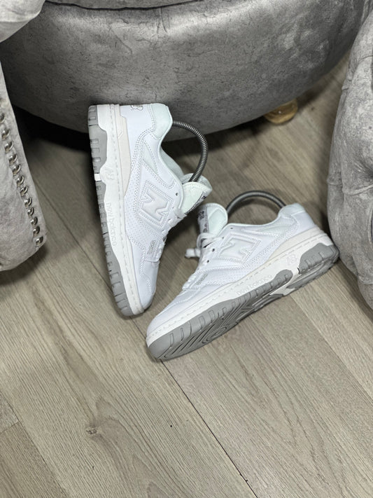 Nb 550