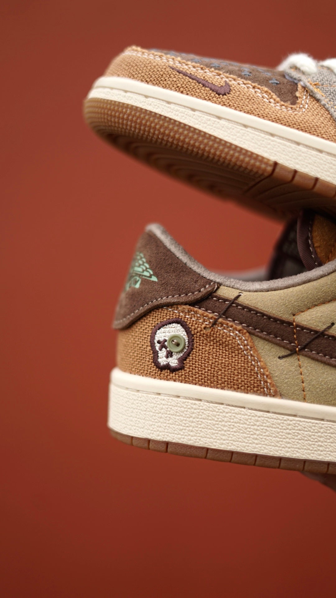 Nike Air Jordan 1 LOW OG ‘VOODOO’