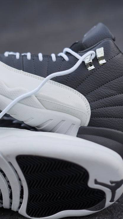 Jordan R12 gris-blanco