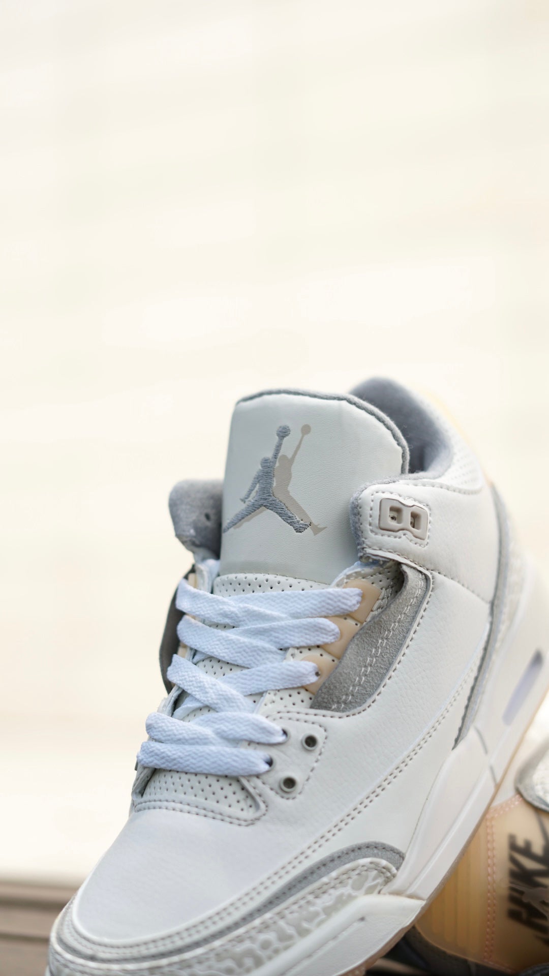 Jordan Retro 3 craft ivory