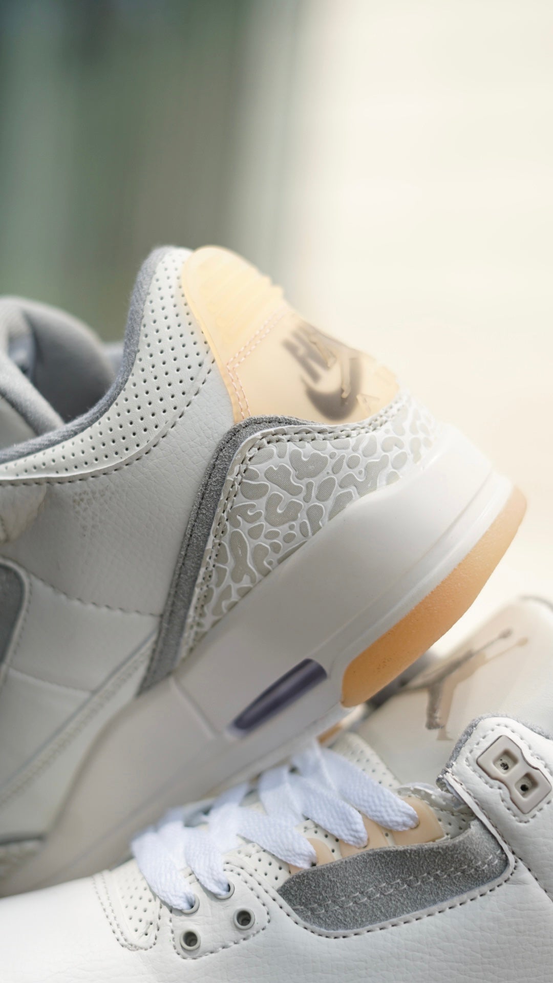 Jordan Retro 3 craft ivory