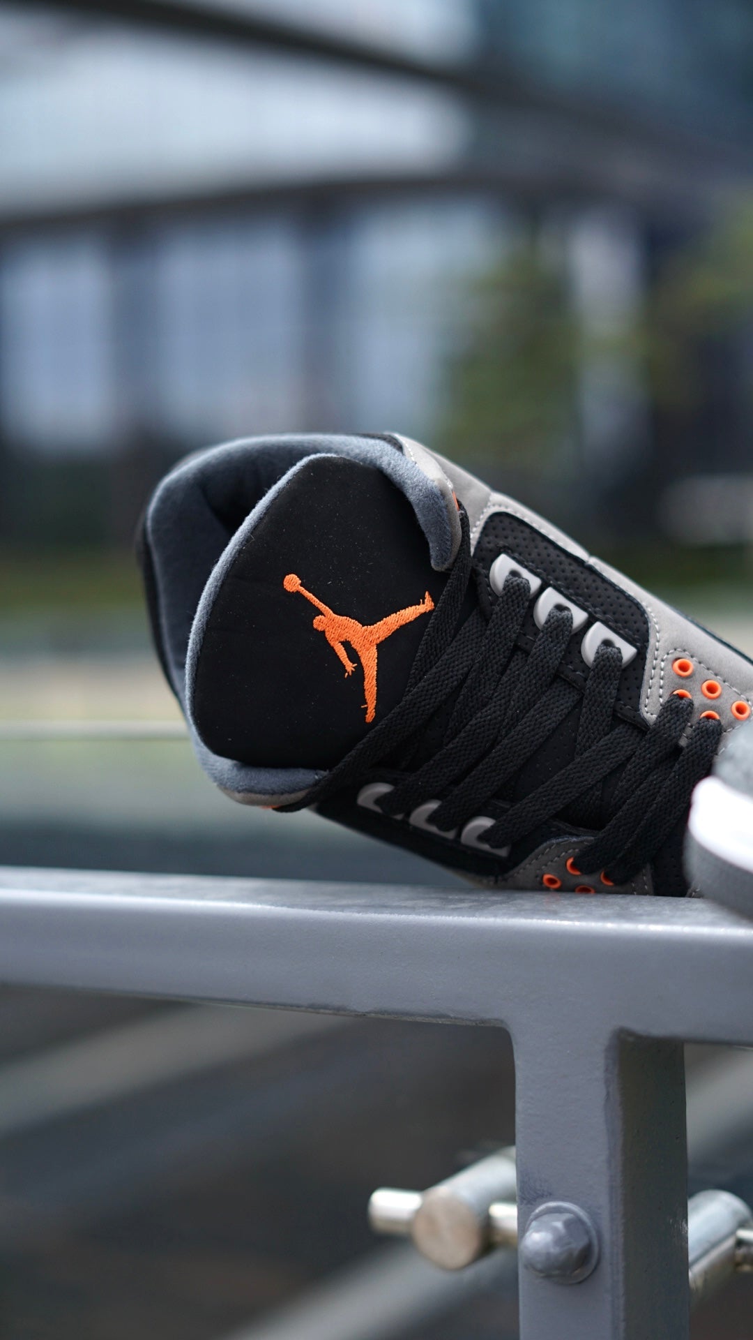 Jordan Retro 3 FEAR