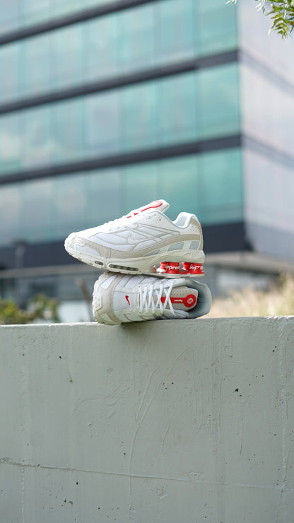Nike shox supreme