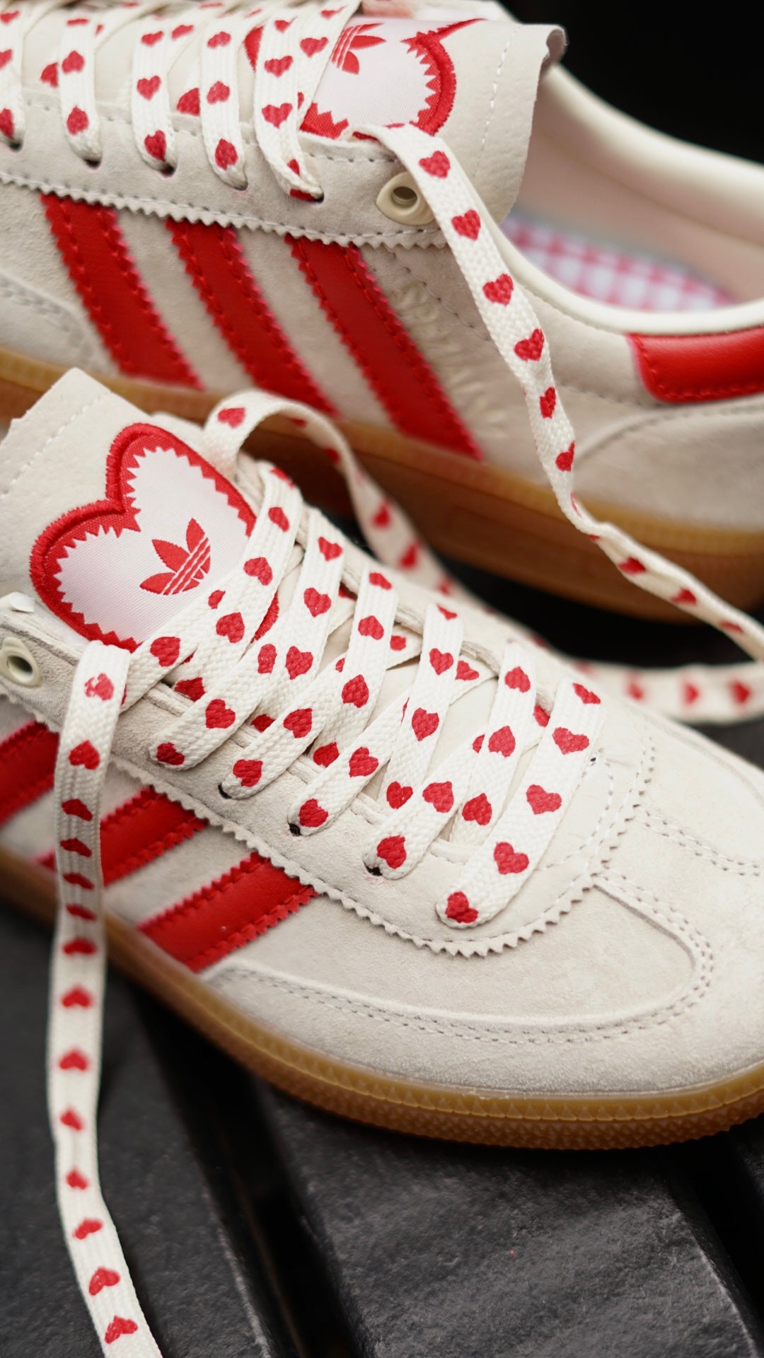 Adidas spezial san valentin