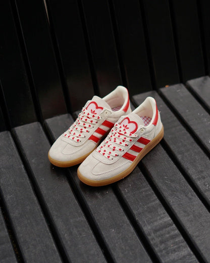 Adidas spezial san valentin