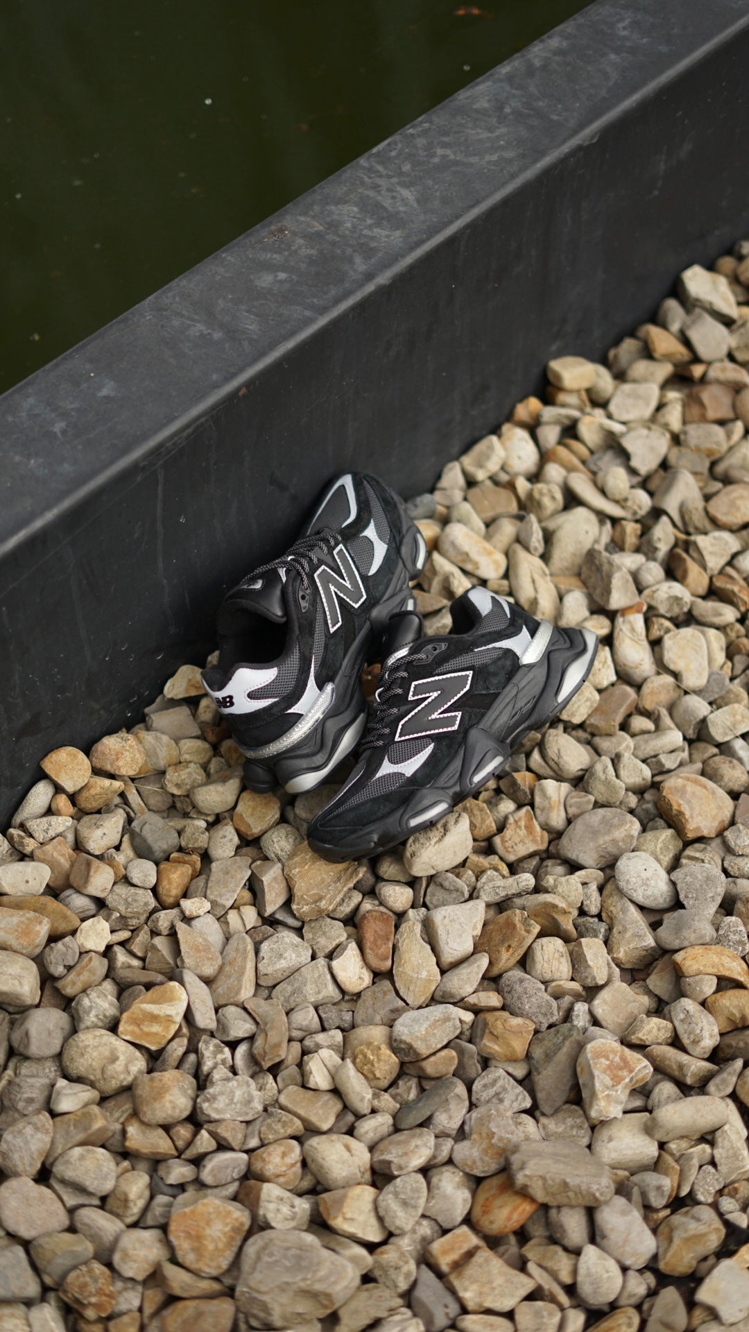 New balance 9060 negra con gris