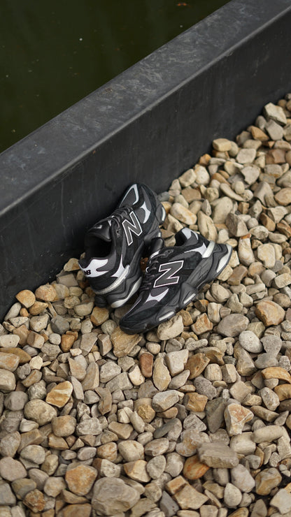 New balance 9060 negra con gris
