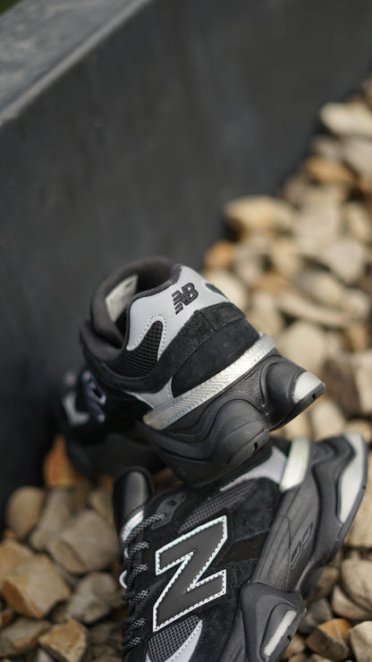 New balance 9060 negra con gris