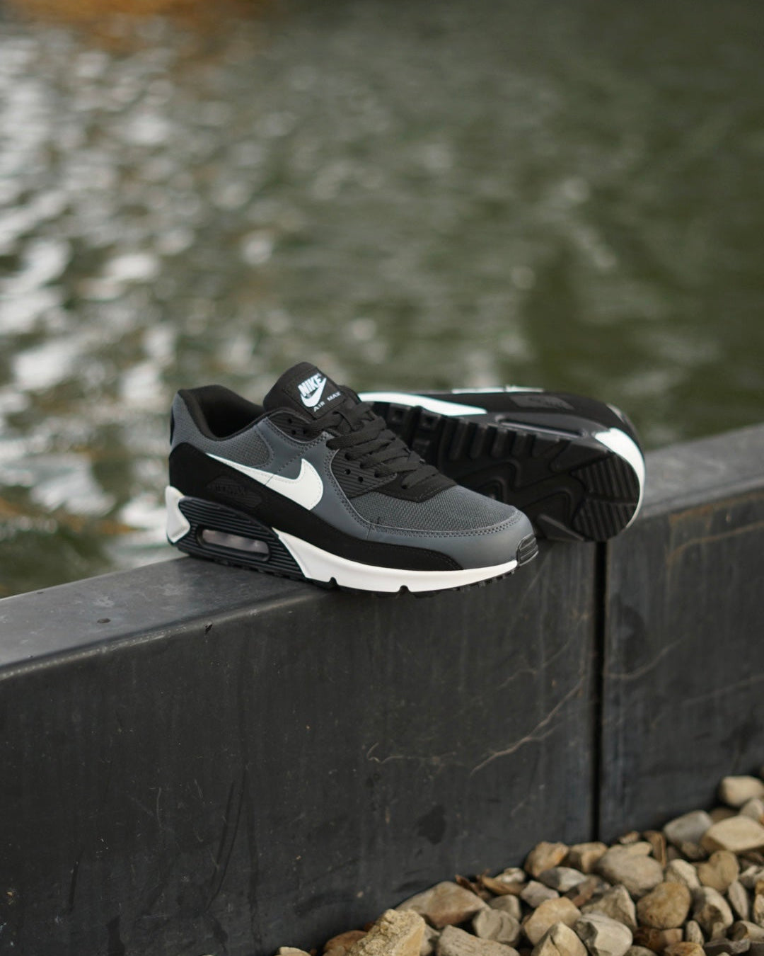 Nike Air Max 90 negra