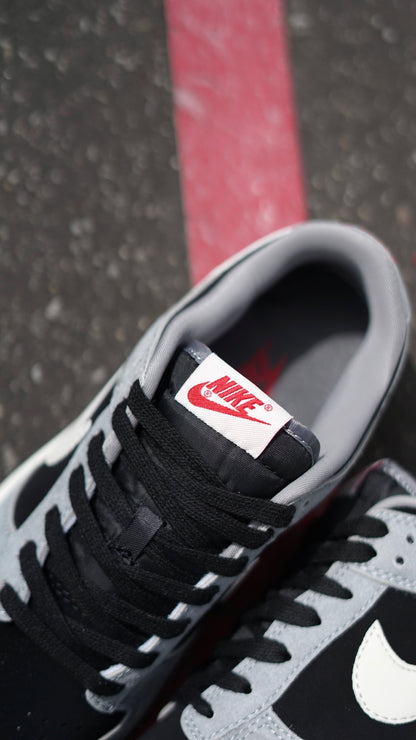 Dunk sb supreme gris negra