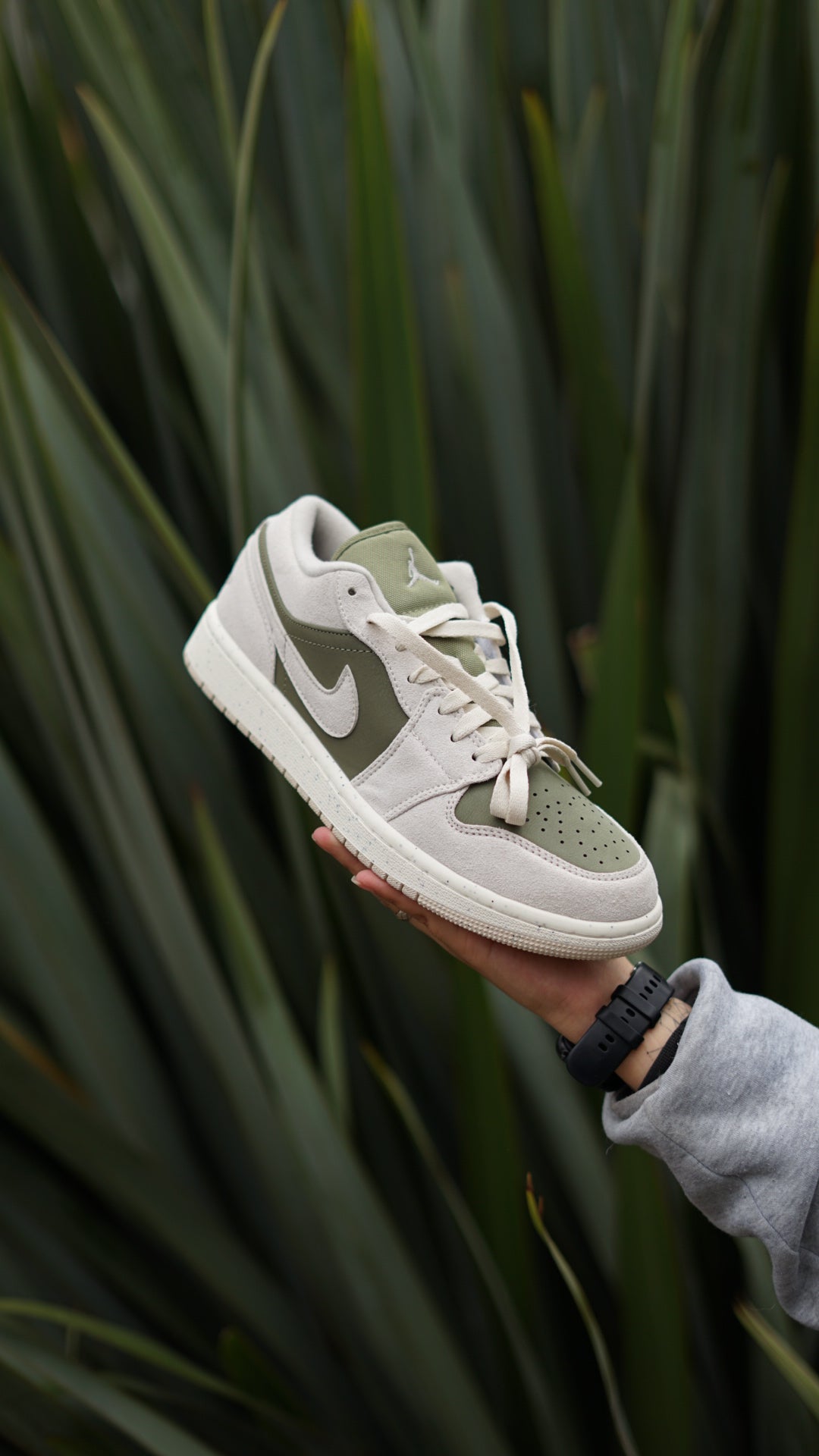 Air Jordan Retro 1 Low beige verde