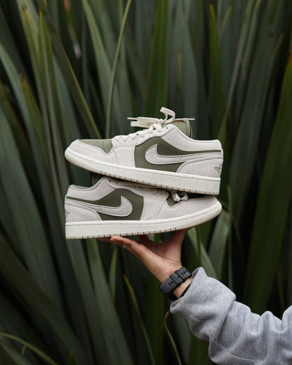 Air Jordan Retro 1 Low beige verde