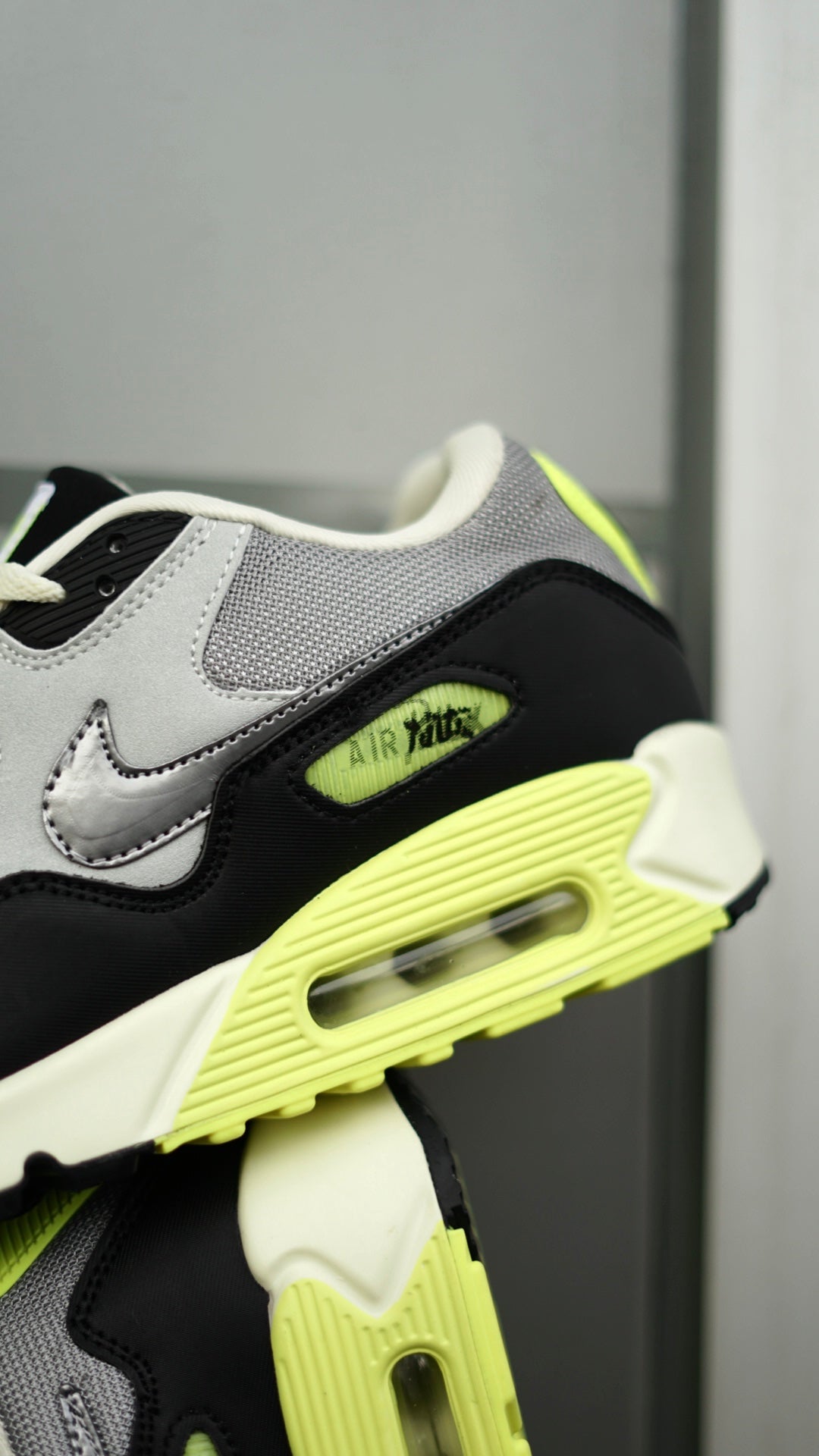 Nike Air Max pata gris verde