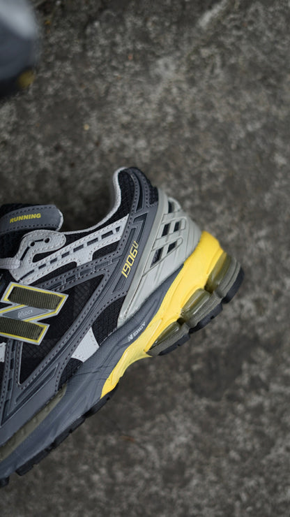 New balance 1906 gris amarilla
