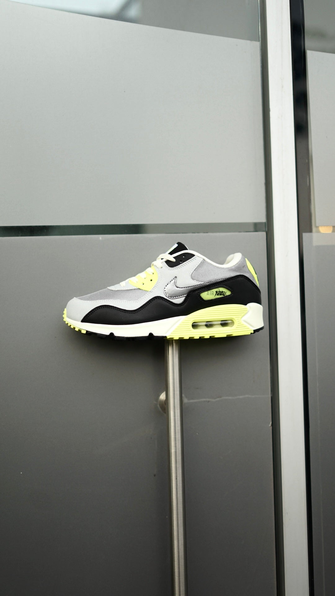 Nike Air Max pata gris verde
