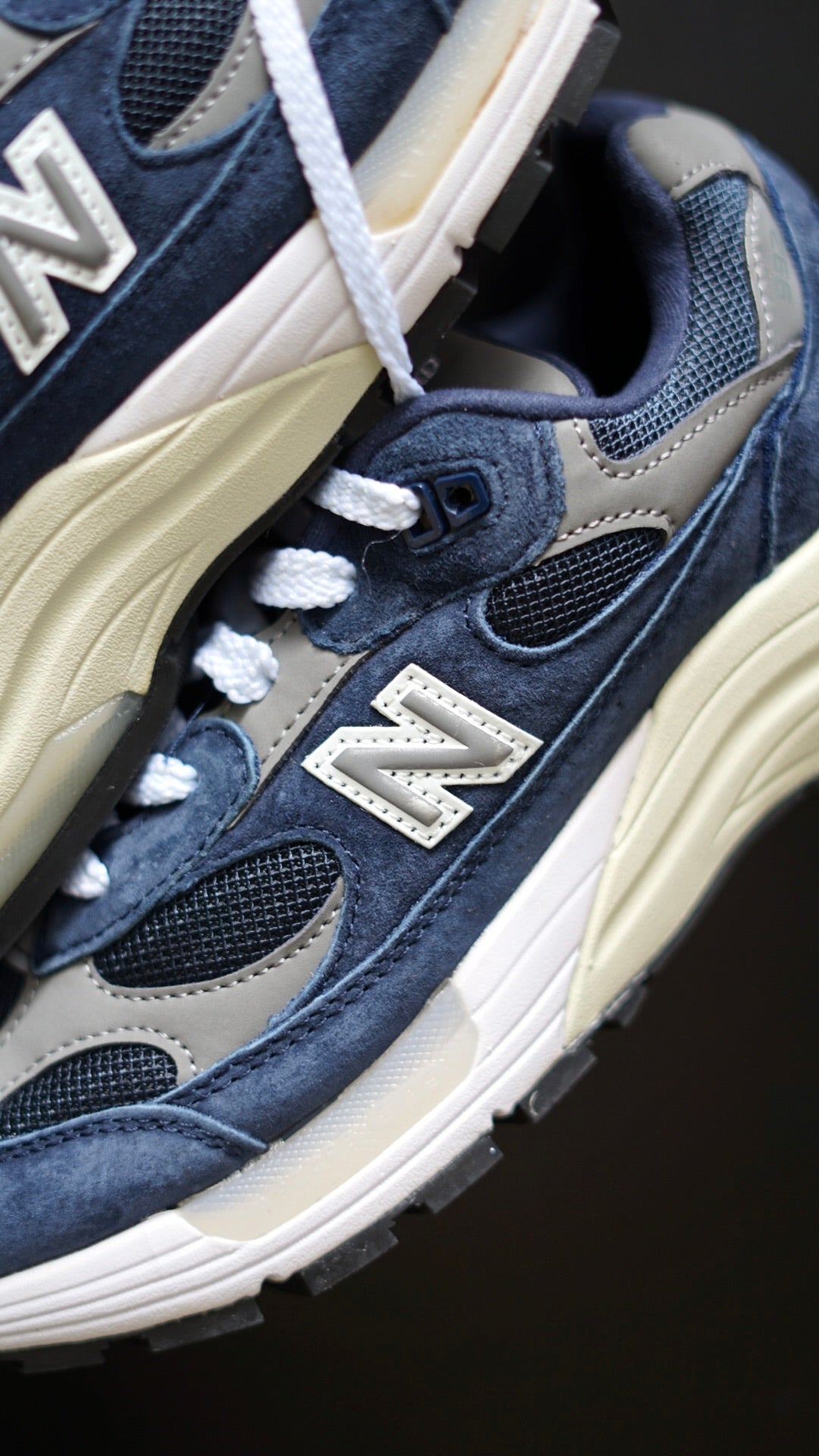 New Balance 992