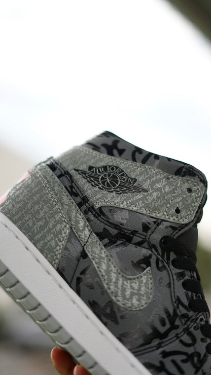 Jordan R1 high OG Rebellionaire