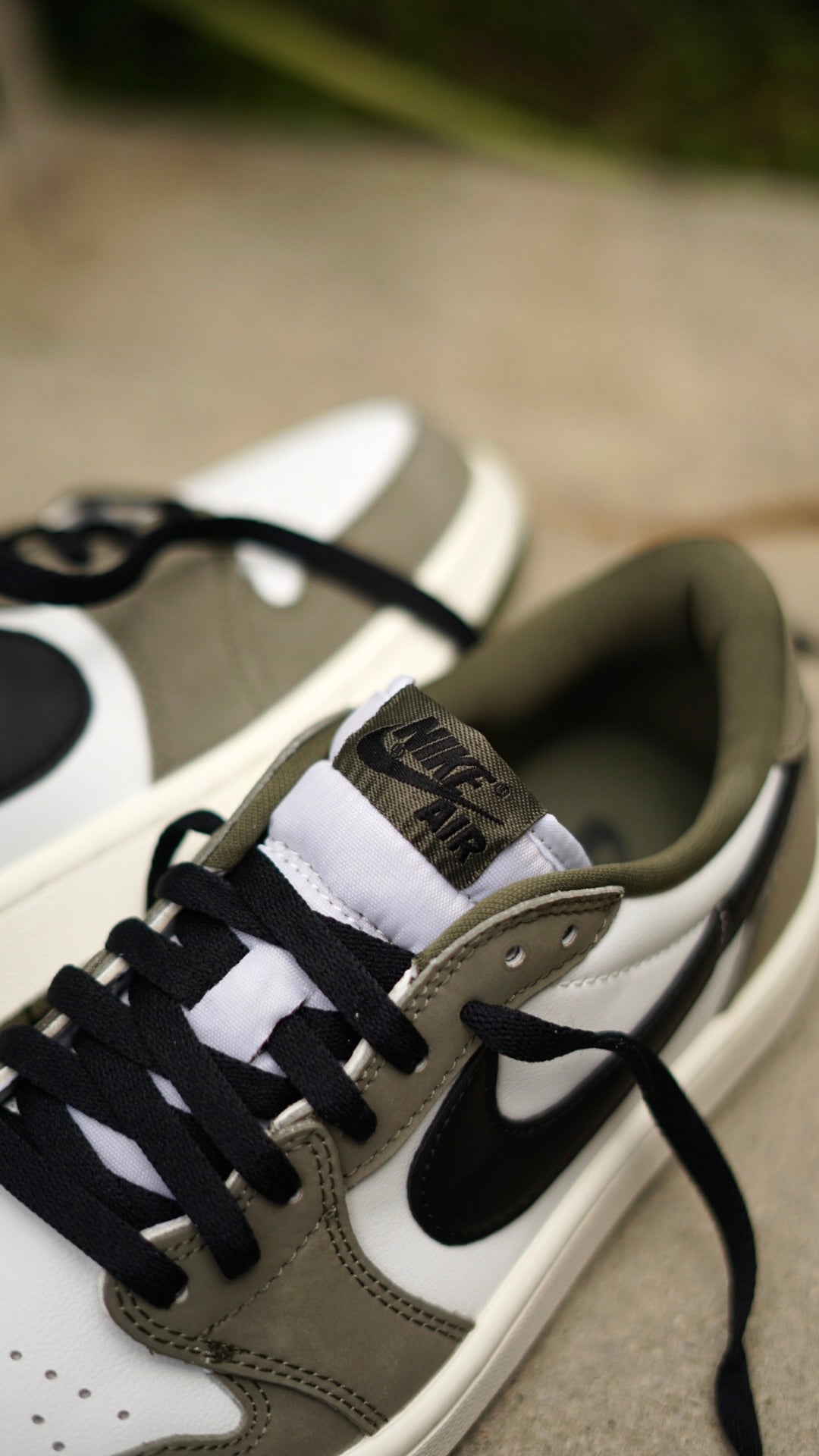 Jordan R1 low verde oliva