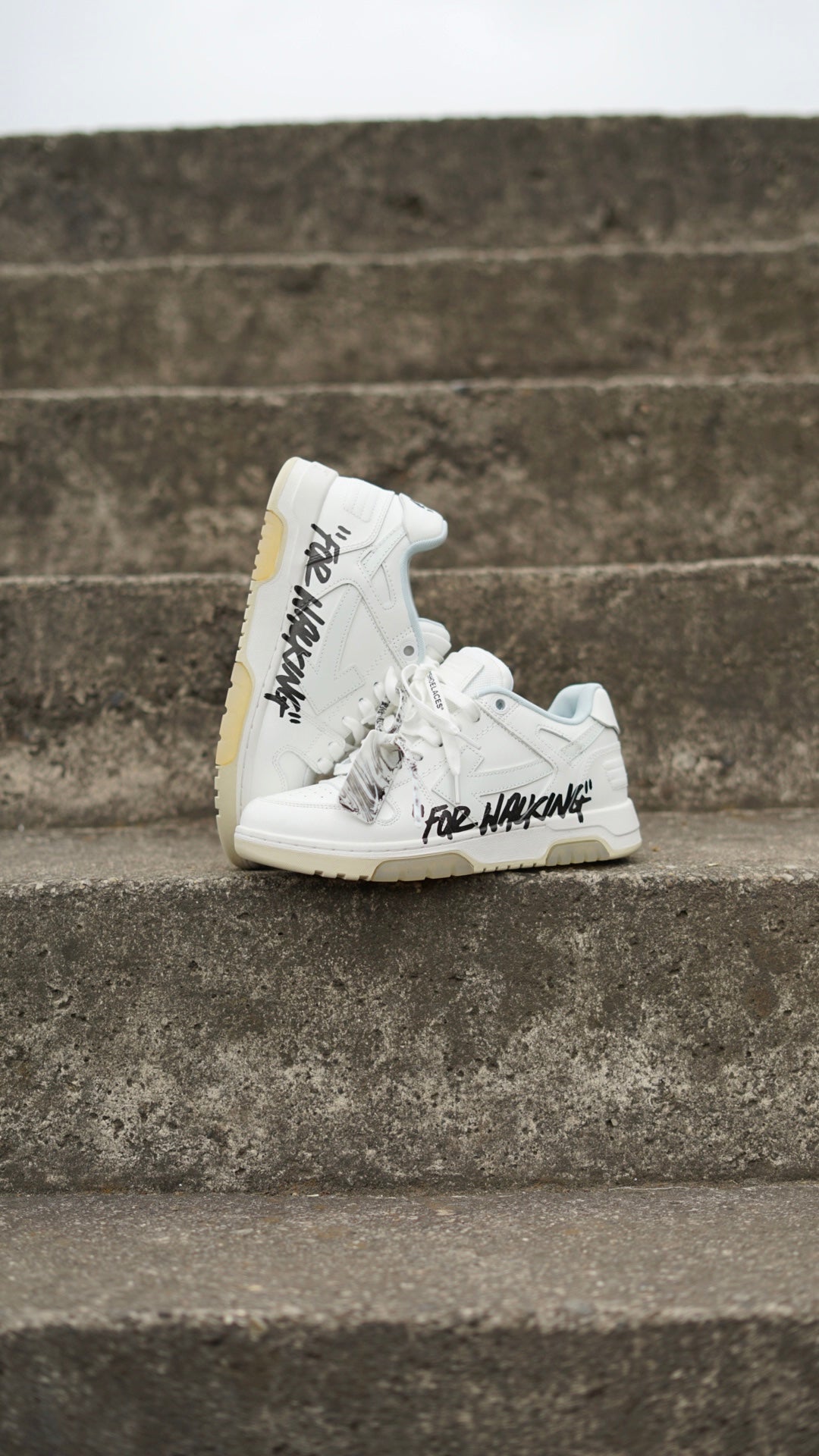 Off White Blanca