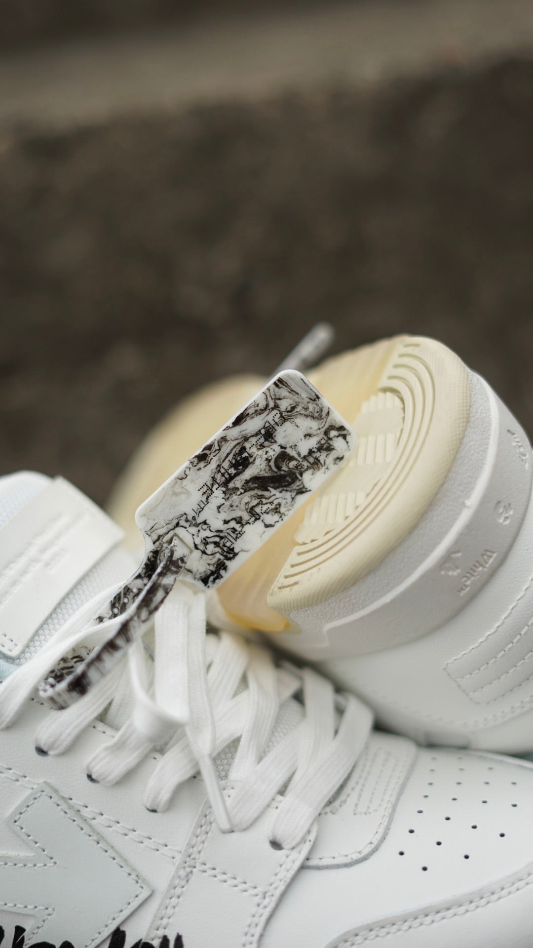 Off White Blanca