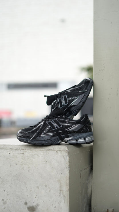 New balance 1906A negra