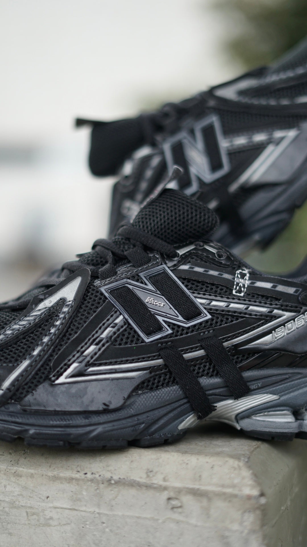 New balance 1906A negra