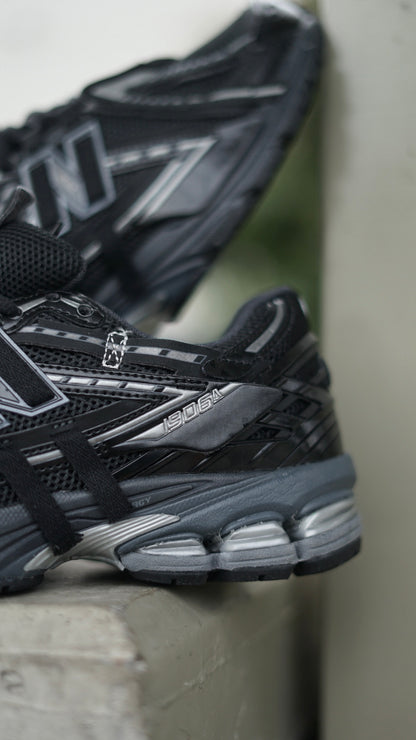 New balance 1906A negra