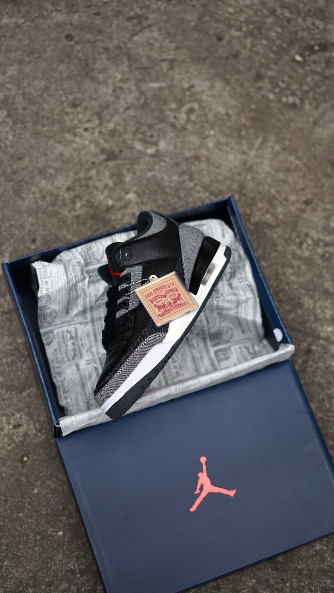 Air Jordan Retro 3 Levis Negra G5