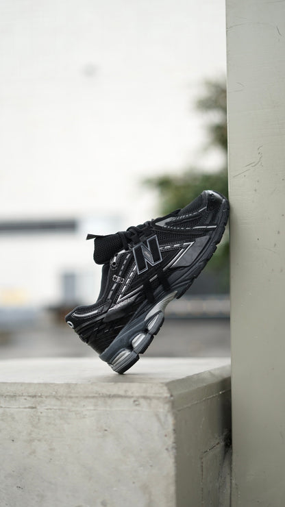New balance 1906A negra