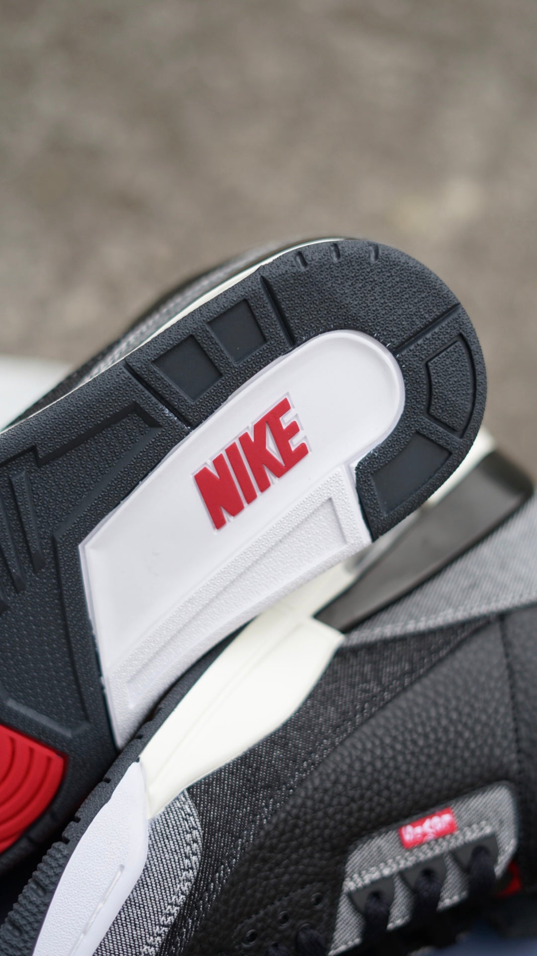 Air Jordan Retro 3 Levis Negra G5