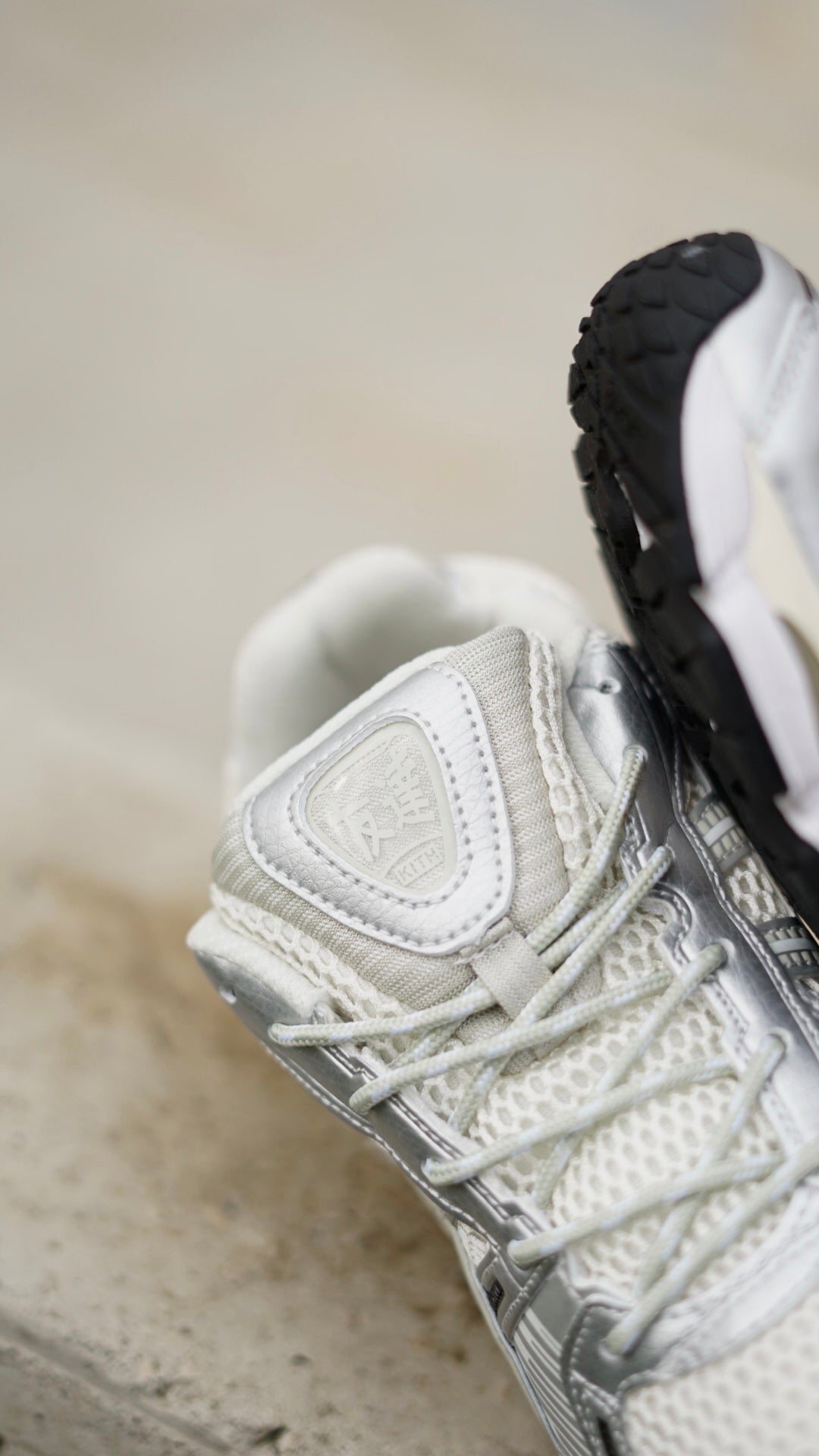 Asics blanca