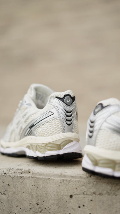Asics blanca