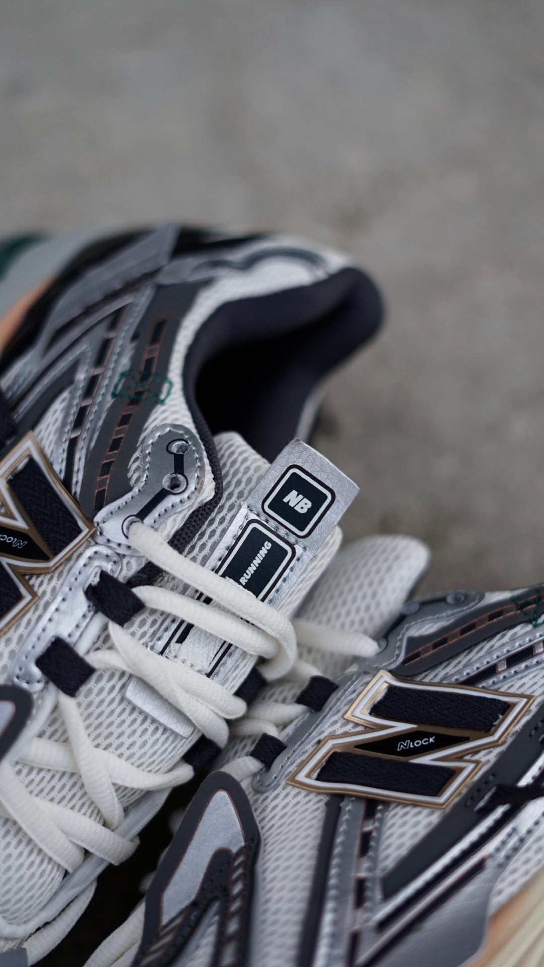 New Balance 1906a Beige