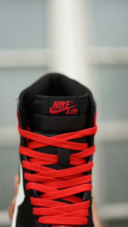 Jordan R1 high Og  roja con negro