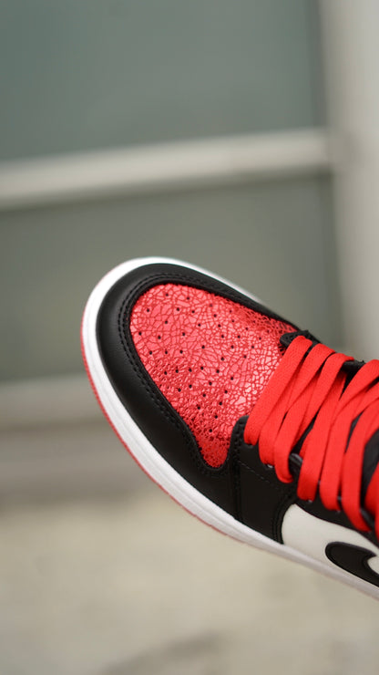 Jordan R1 high Og  roja con negro