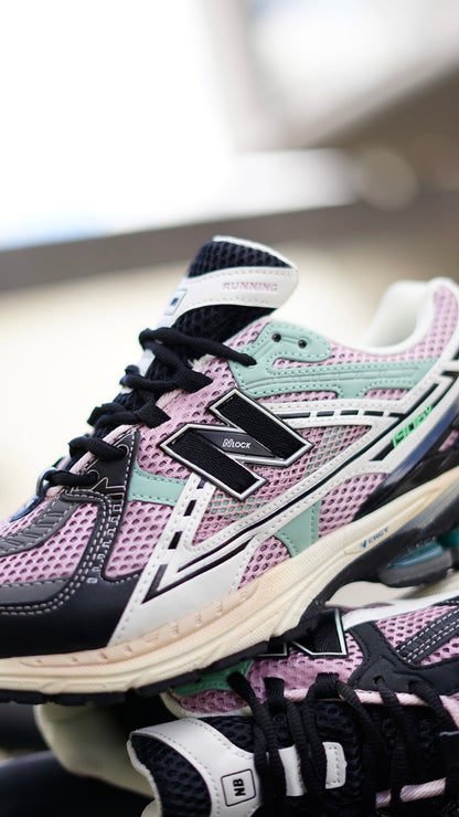 New balance 1906