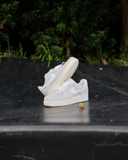 Nike force 1 gris