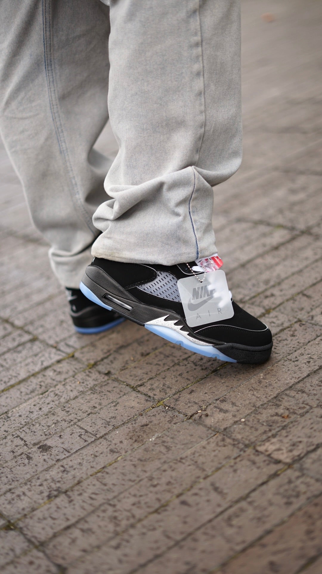 Jordan R5 negro