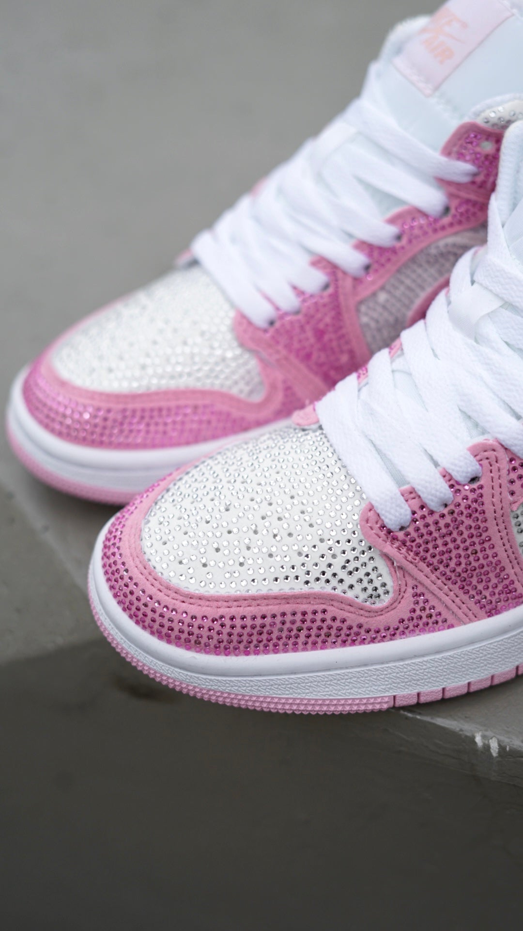 Jordan R1 rosada diamantada